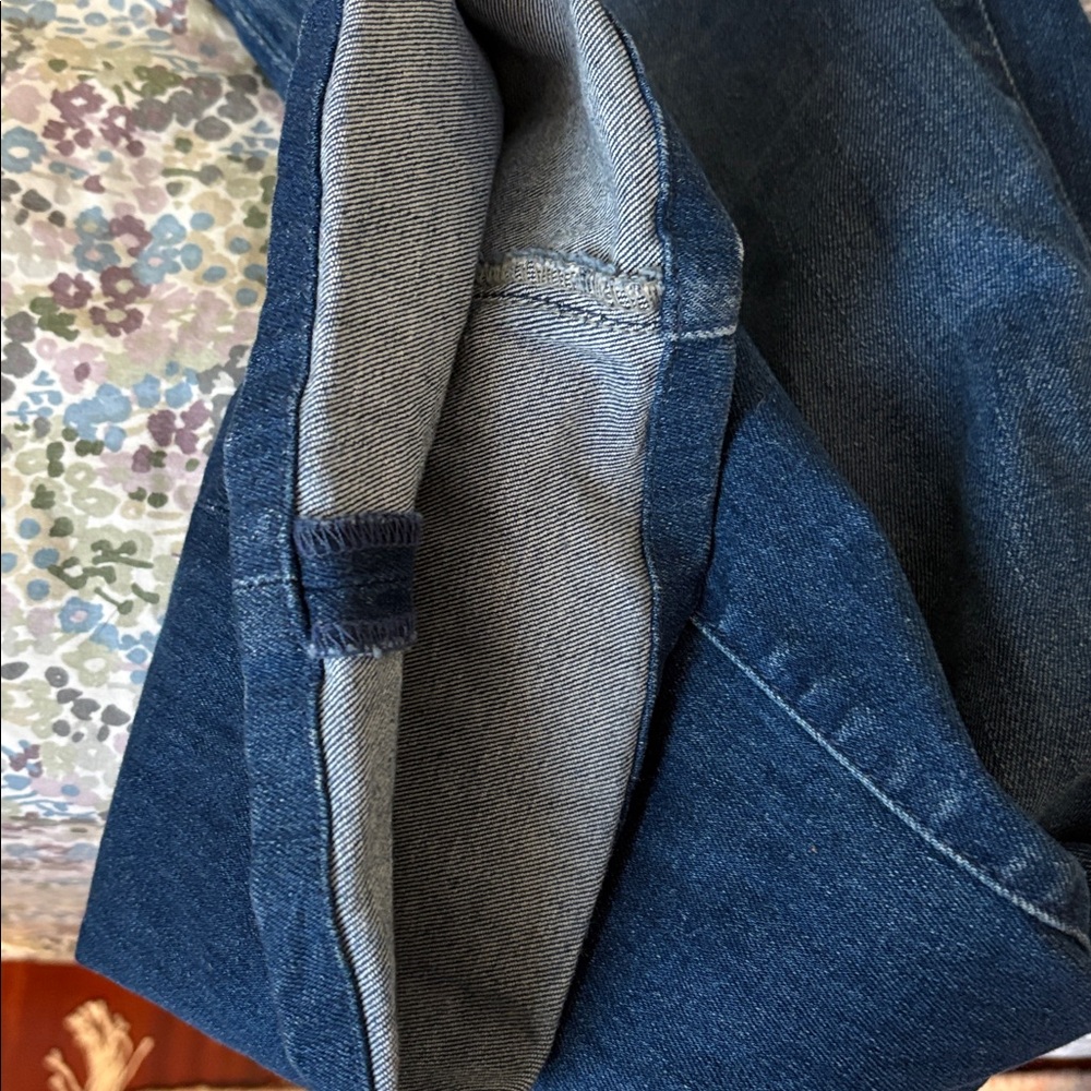 MOTHER Lovin’ Superstition Flare Jean - Picture 7 of 7